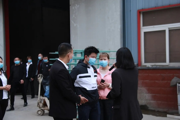 2021行業(yè)風(fēng)口高峰論壇暨歐麗亞木門(mén)招商財(cái)富峰會(huì)成功舉行