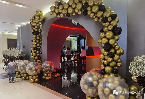 龍鼎天著重慶紅星美凱龍展廳，新店開業(yè)！