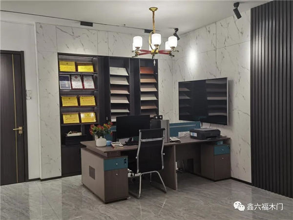 鑫六福木門：山東濟寧經(jīng)銷商陳總第二家專賣店開業(yè)大吉