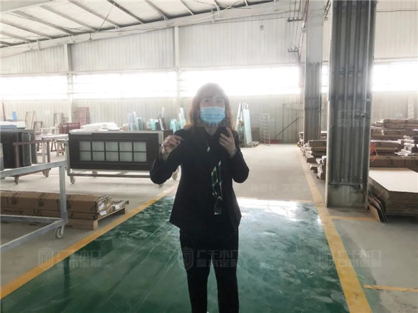 廣千木門整木定制：廣千商學(xué)院2104班圓滿結(jié)束！
