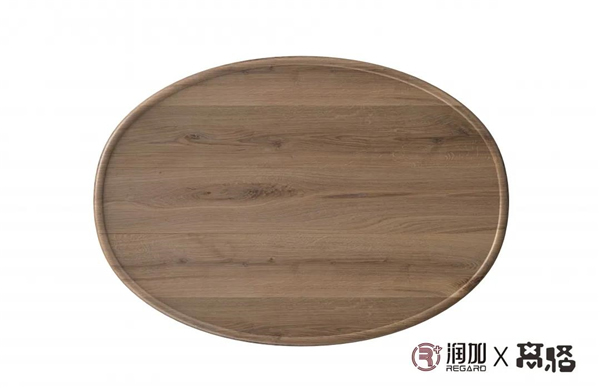 潤成創(chuàng)展：這只貓，竟然……賴在凳子上不走了！
