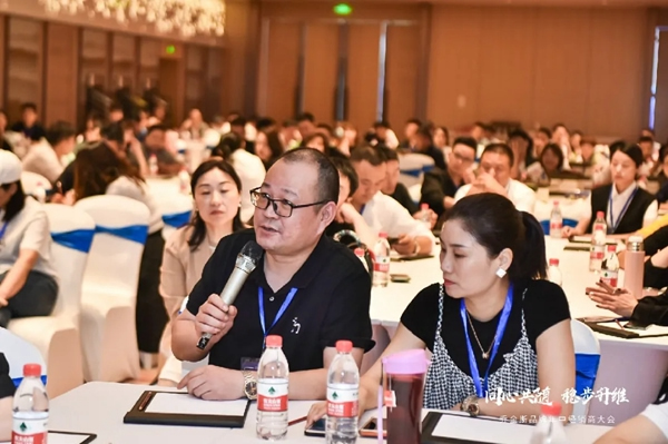 同心共隨 穩(wěn)步升維 | 2021喬金斯整木定制年中經(jīng)銷商大會(huì)圓滿落幕！