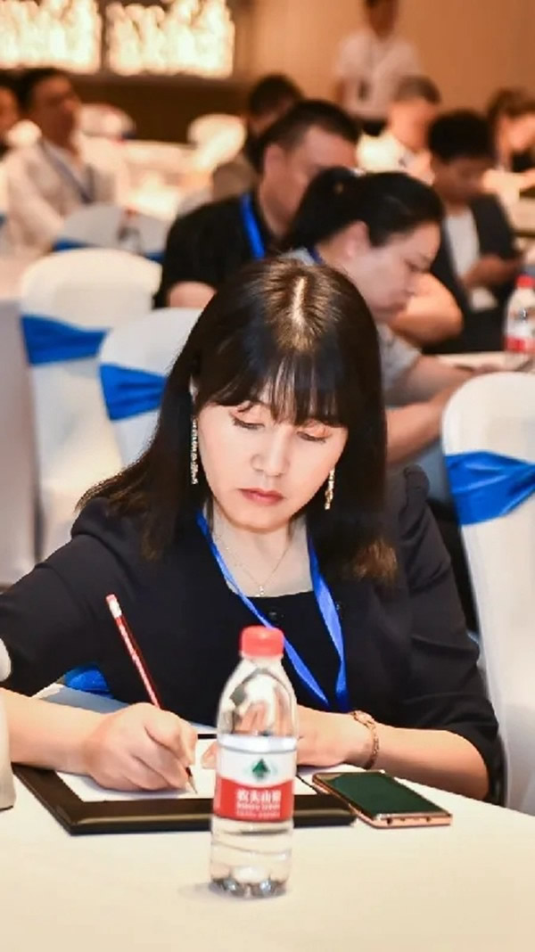 同心共隨 穩(wěn)步升維 | 2021喬金斯整木定制年中經(jīng)銷商大會(huì)圓滿落幕！
