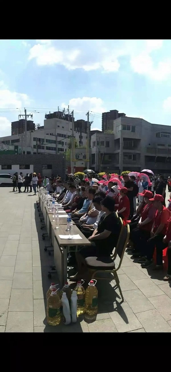 玉蘭福木門(mén)全屋定制熱愛(ài)公益，助力沈陽(yáng)便民服務(wù)