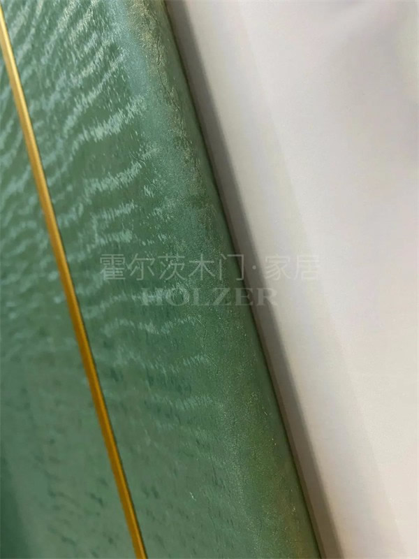 霍爾茨木門：當(dāng)下最熱紅配綠，竟然這么高級(jí)！