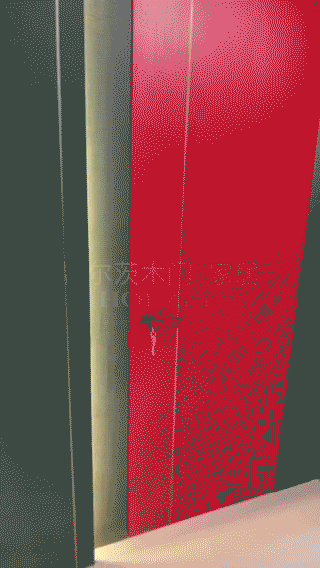 霍爾茨木門：當(dāng)下最熱紅配綠，竟然這么高級(jí)！