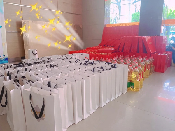 情滿中秋|金迪木門祝全體家人中秋節(jié)快樂！