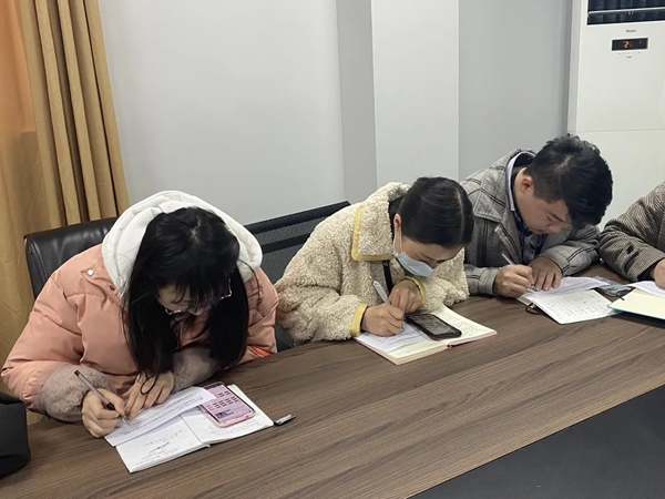 皇家上品家居活動(dòng)回顧 | 凝心聚力 團(tuán)結(jié)奮進(jìn)