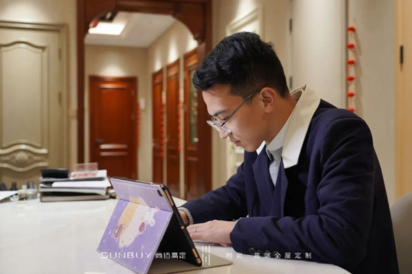 行而不輟 未來可期 | 尚佰訪談錄——本期人物：全國優(yōu)秀設計師義烏樓航斌