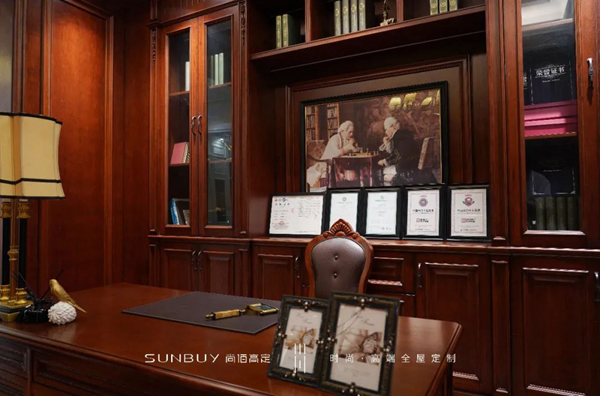 行而不輟 未來可期 | 尚佰訪談錄——本期人物：全國優(yōu)秀設計師義烏樓航斌
