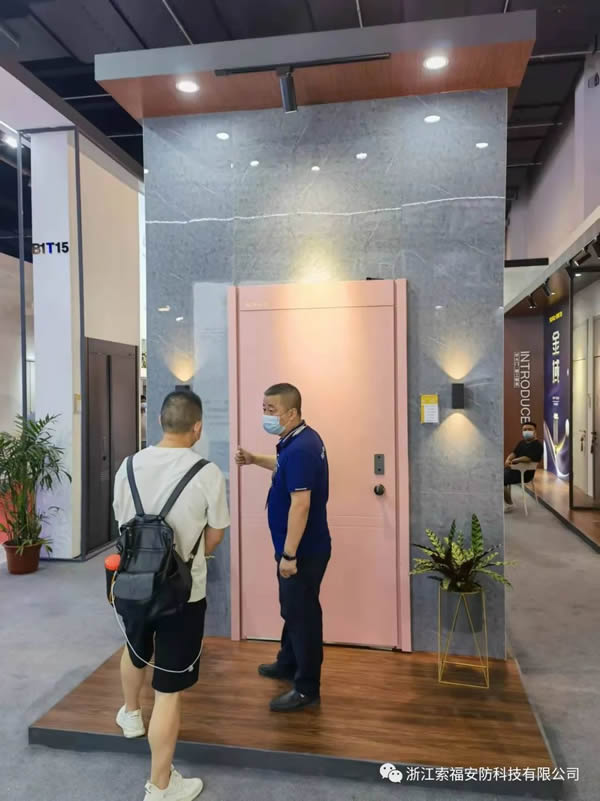 索福木門 | 直擊現(xiàn)場，SOFU.金域門博會首日反響熱烈，精彩紛呈！