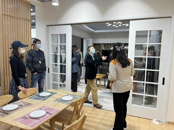 “2022設(shè)計(jì)師驪住通世泰工廠見學(xué)”考察交流活動圓滿結(jié)束！