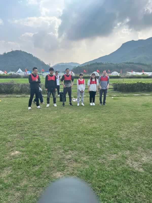 樂(lè)臣木門