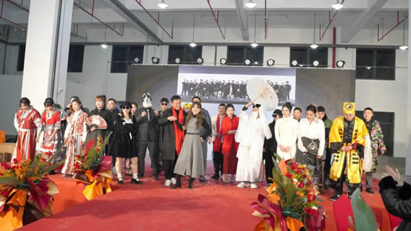 啟夢·遠(yuǎn)行丨樂臣品牌元旦跨年年歡晚會圓滿成功
