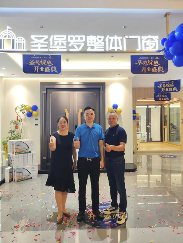 攜手經(jīng)銷商游學(xué)探店！共賀多地新店“圣”勢綻放！