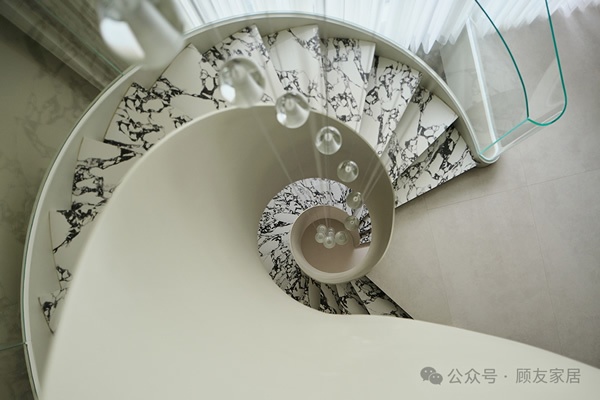 顧友木門(mén)