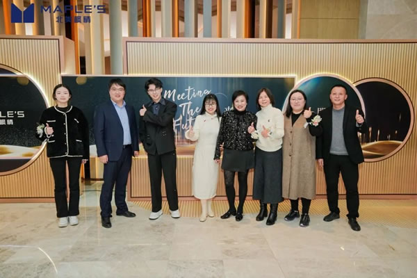 MEETING THE FUTURE | 遇見·未來——北美楓情2025新春年會圓滿舉辦！