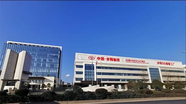 步陽(yáng)和群升什么關(guān)系？在門業(yè)制造領(lǐng)域，誰(shuí)更牛？看看DeepSeek怎么回答