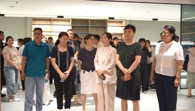 簡一家居